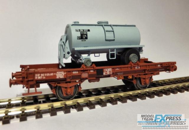 REE models WB-153